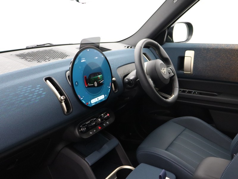2025 (75) MINI COUNTRYMAN 150kW E Exclusive 66kWh 5dr Auto 5652351