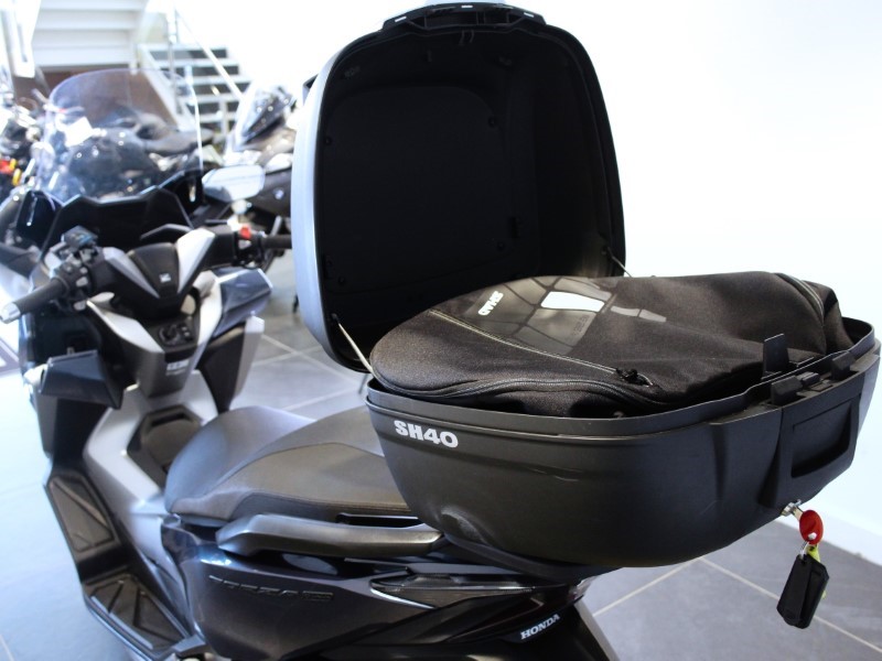 2018 (68) Honda Forza 300 3453663