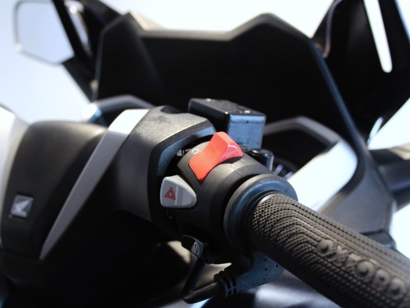 2018 (68) Honda Forza 300 3453653