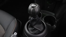 2019 (69) MINI HATCHBACK 1.5 Cooper Classic II 3dr 5673611