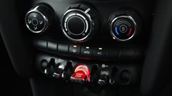 2019 (69) MINI HATCHBACK 1.5 Cooper Classic II 3dr 5673619