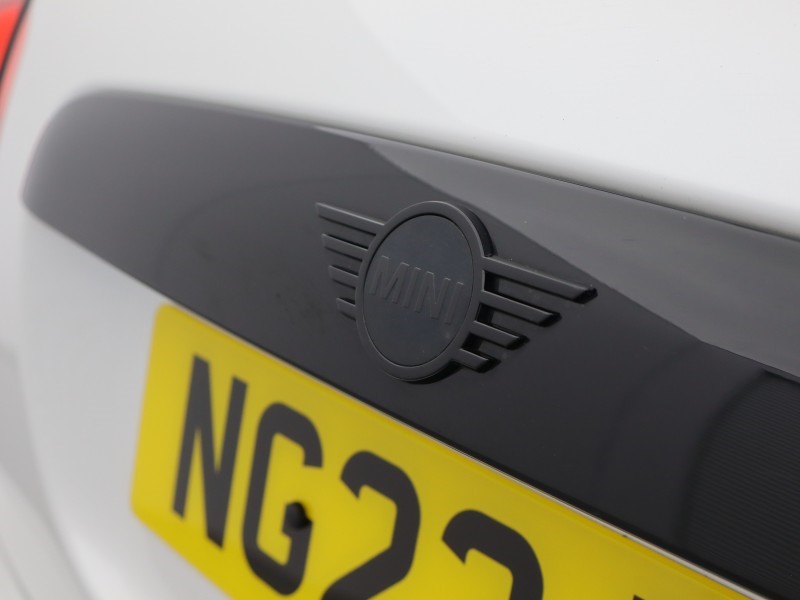 2023 (23) MINI HATCHBACK 2.0 Cooper S Sport 3dr Auto 5672500