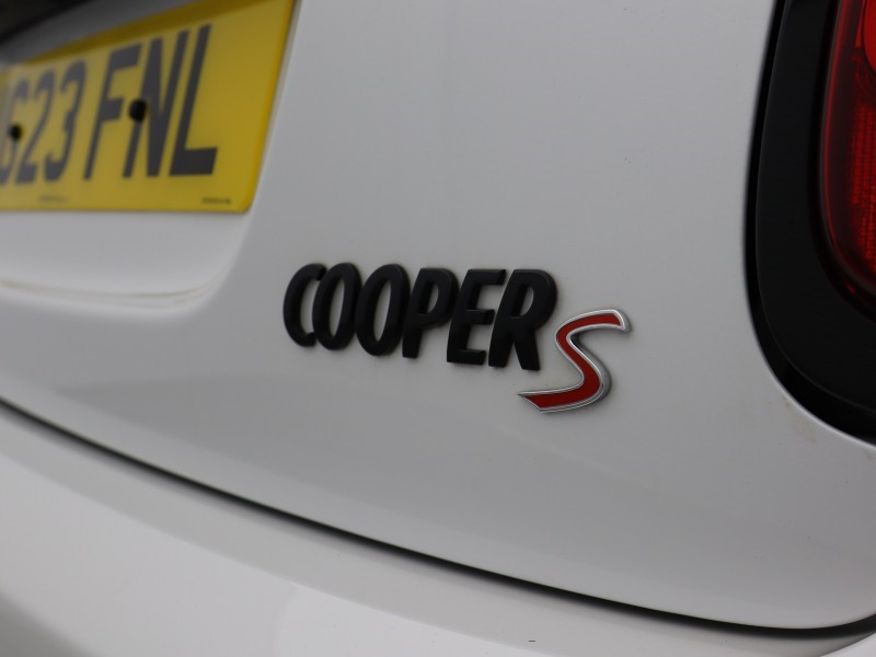 2023 (23) MINI HATCHBACK 2.0 Cooper S Sport 3dr Auto 5672499