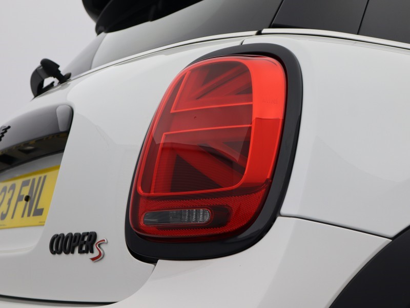2023 (23) MINI HATCHBACK 2.0 Cooper S Sport 3dr Auto 5672498