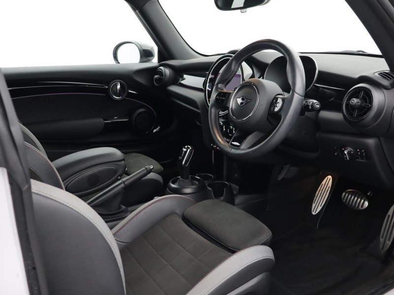 2023 (23) MINI HATCHBACK 2.0 Cooper S Sport 3dr Auto 5672513