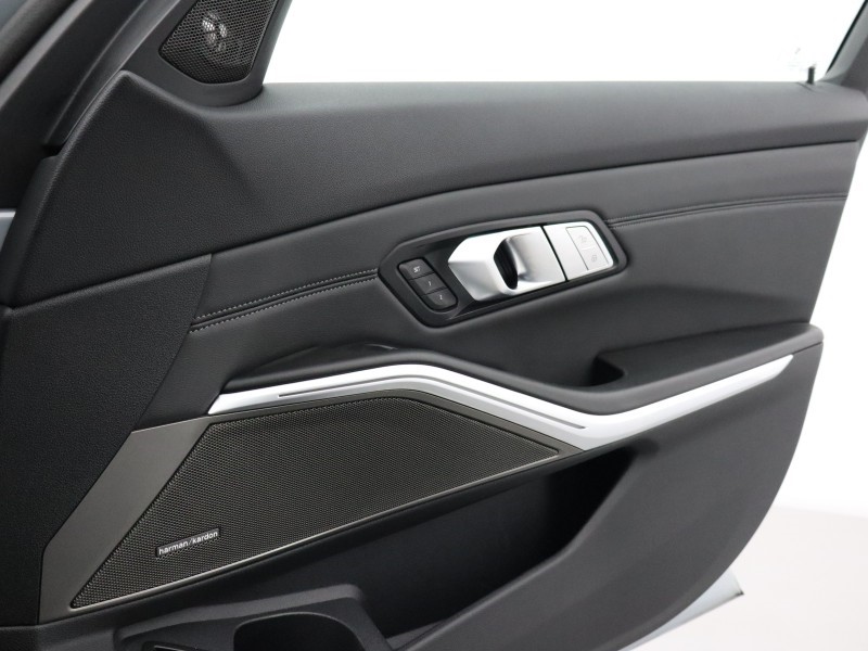 2023 (73) BMW M3 xDrive Competition M 4dr Step Auto 5667522