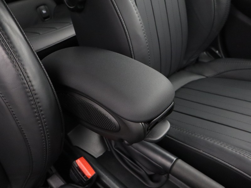 2023 (73) MINI HATCHBACK 1.5 Cooper Exclusive Premium 5dr Auto 5658046