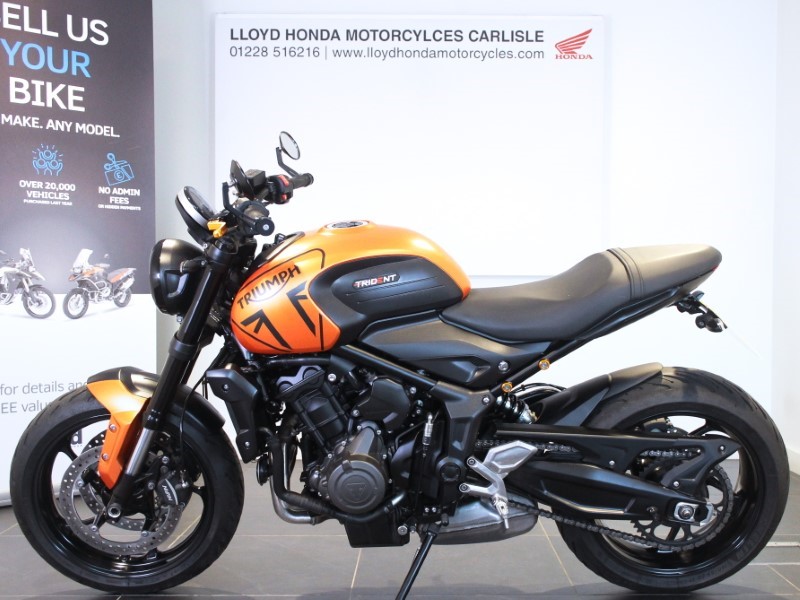 2022 (72) Triumph Trident 660 3418472