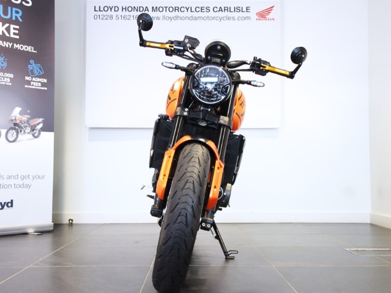 2022 (72) Triumph Trident 660 3418470