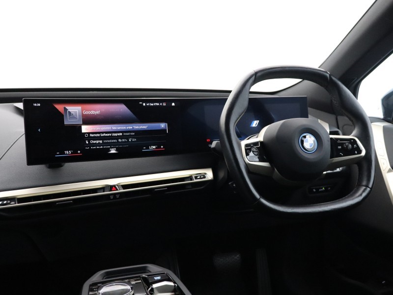2022 (72) BMW iX 240kW xDrive40 M Sport Edition 76.6kWh 5dr Auto 5685979