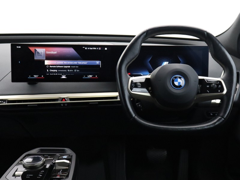 2022 (72) BMW iX 240kW xDrive40 M Sport Edition 76.6kWh 5dr Auto 5685981