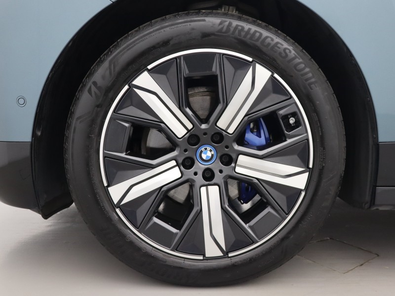2022 (72) BMW iX 240kW xDrive40 M Sport Edition 76.6kWh 5dr Auto 5685934