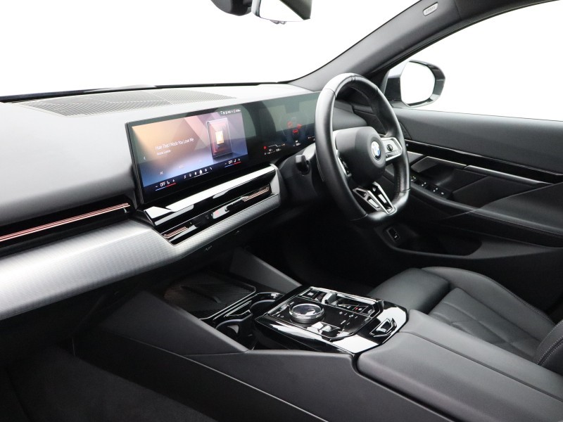 2023 (73) BMW 5 SERIES 520i M Sport 4dr AutoA 5752476