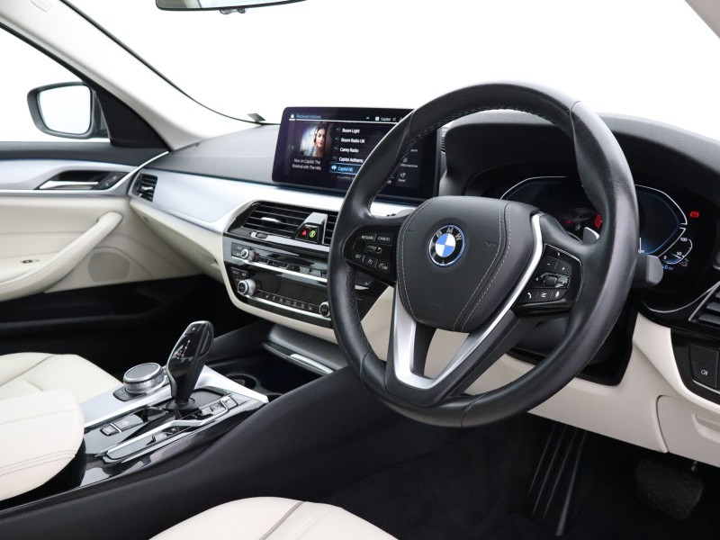 2021 (71) BMW 5 SERIES 530e xDrive SE 4dr Auto 5765059
