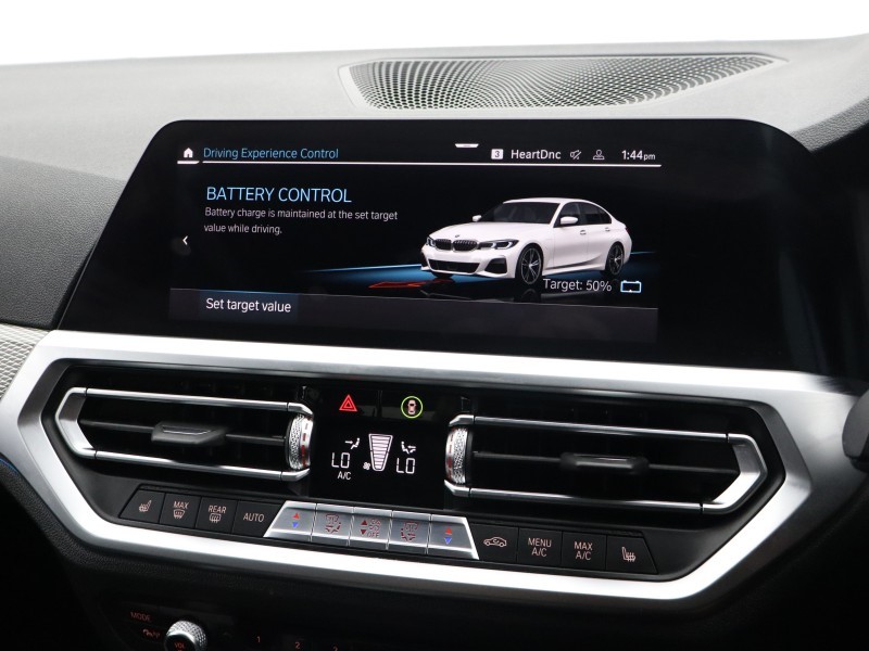 2019 (69) BMW 3 SERIES 330e M Sport 4dr Auto 5711719
