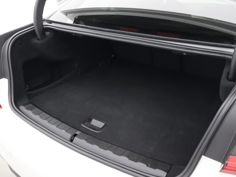 2019 (69) BMW 3 SERIES 330e M Sport 4dr Auto 5711708