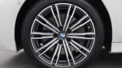 2019 (69) BMW 3 SERIES 330e M Sport 4dr Auto 5711686