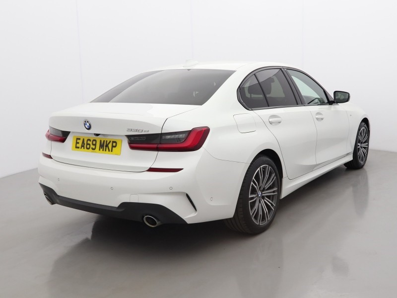2019 (69) BMW 3 SERIES 330e M Sport 4dr Auto 5711676