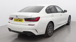 2019 (69) BMW 3 SERIES 330e M Sport 4dr Auto 5711676