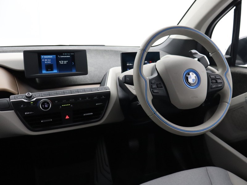 2022 (72) BMW I3 135kW S 42kWh 5dr Auto 5708571
