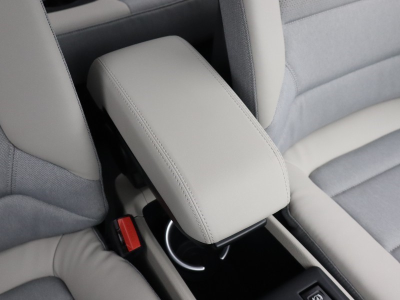 2022 (72) BMW I3 135kW S 42kWh 5dr Auto 5708597