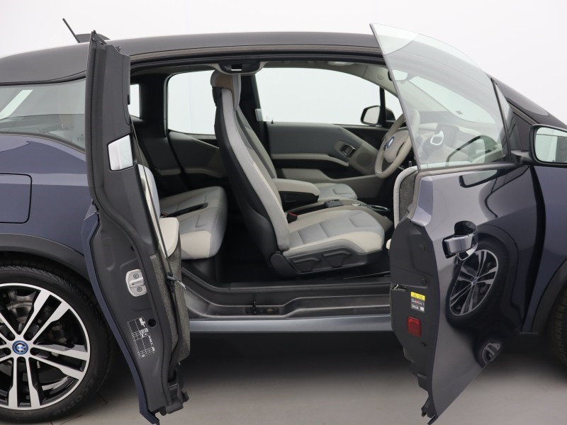 2022 (72) BMW I3 135kW S 42kWh 5dr Auto 5708562
