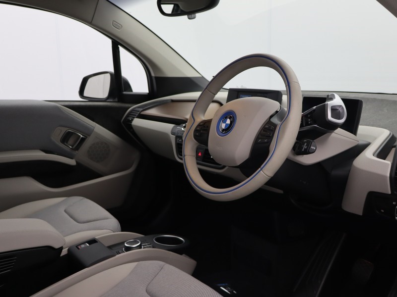 2022 (72) BMW I3 135kW S 42kWh 5dr Auto 5708557