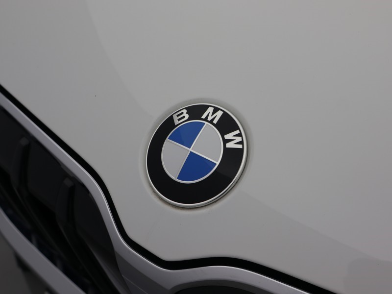2024 (74) BMW X1 sDrive 20i MHT Sport 5dr Step Auto 5726175