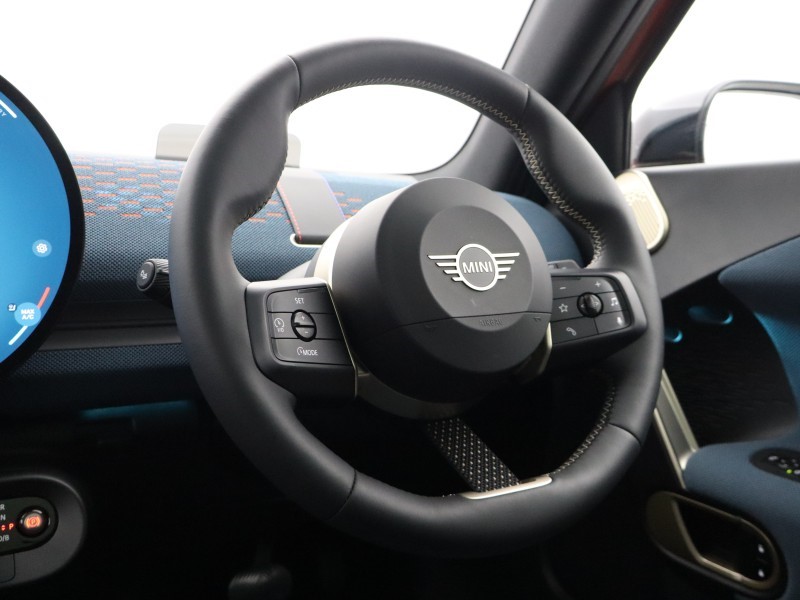 2026 (75) MINI ACEMAN 160kW SE Exclusive 54kWh 5dr Auto 5677347