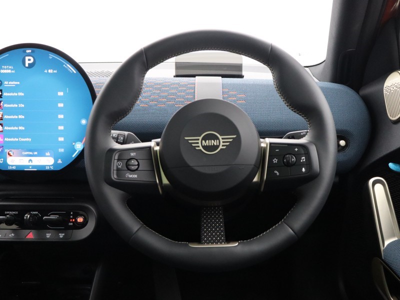 2026 (75) MINI ACEMAN 160kW SE Exclusive 54kWh 5dr Auto 5677344