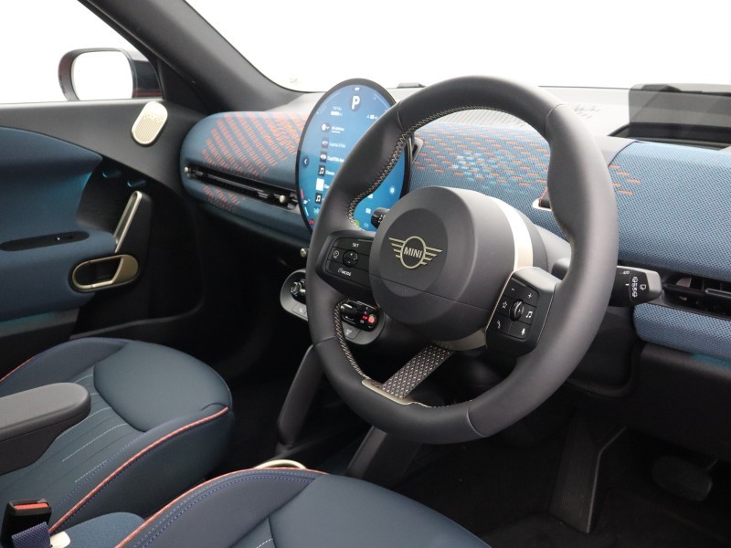 2026 (75) MINI ACEMAN 160kW SE Exclusive 54kWh 5dr Auto 5677315