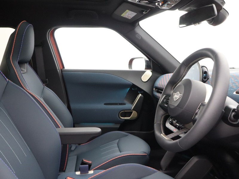 2026 (75) MINI ACEMAN 160kW SE Exclusive 54kWh 5dr Auto 5677316