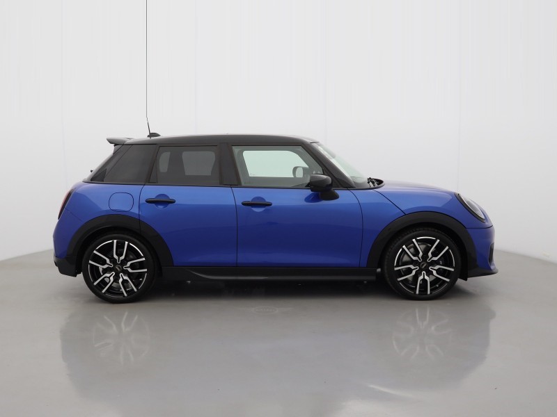 2026 (75) MINI COOPER 2.0 S Sport 5dr Auto 5677109