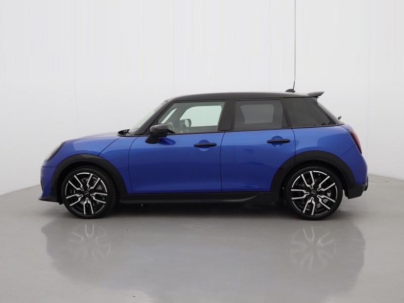 2026 (75) MINI COOPER 2.0 S Sport 5dr Auto 5677105