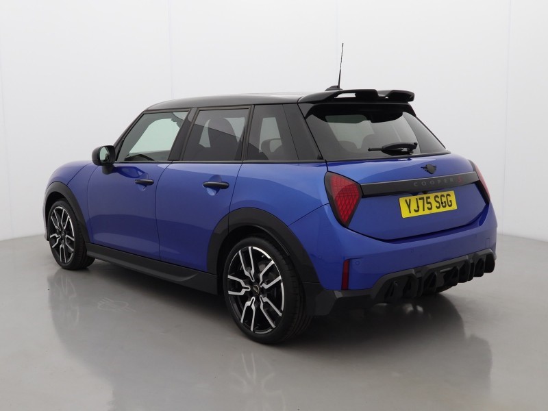 2026 (75) MINI COOPER 2.0 S Sport 5dr Auto 5677106