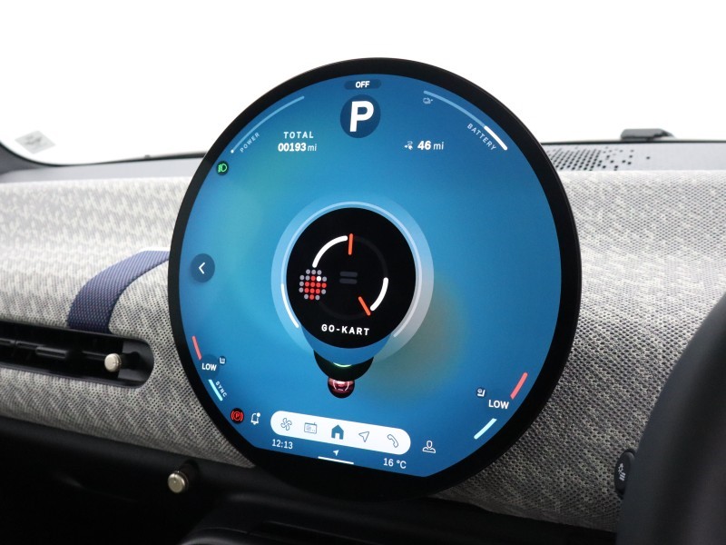 2026 (75) MINI COOPER 135kW E Exclusive 41kWh 3dr Auto 5677278