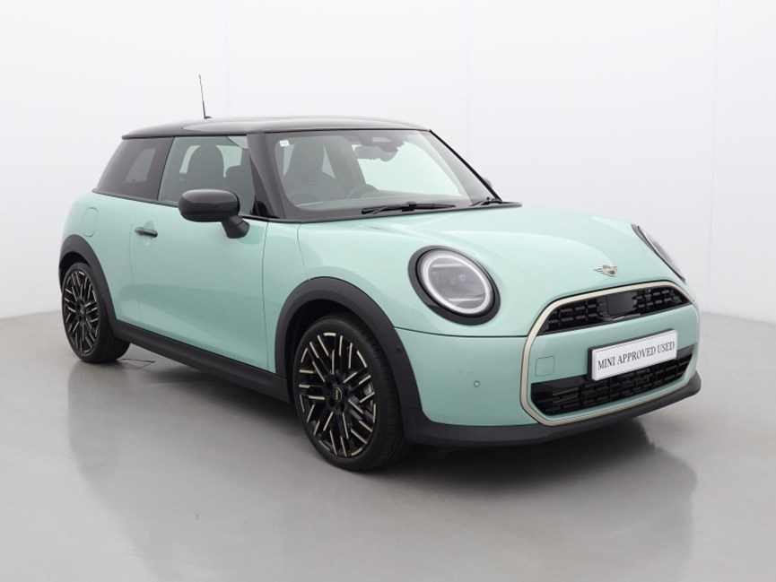 2026 (75) MINI COOPER 1.5 C Exclusive 3dr Auto