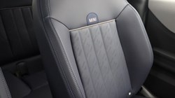 2026 (75) MINI COOPER 1.5 C Exclusive 3dr Auto 5679285
