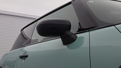 2026 (75) MINI COOPER 1.5 C Exclusive 3dr Auto 5679258