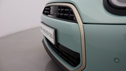 2026 (75) MINI COOPER 1.5 C Exclusive 3dr Auto 5679256