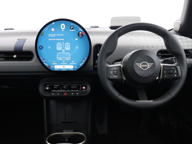 2026 (75) MINI COOPER 1.5 C Exclusive 3dr Auto 5679299