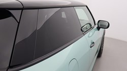 2026 (75) MINI COOPER 1.5 C Exclusive 3dr Auto 5679252