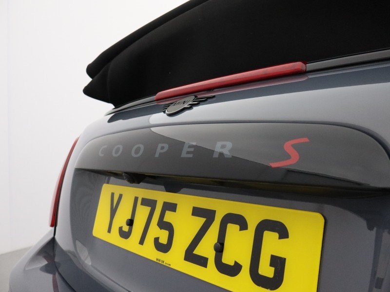 2026 (75) MINI COOPER 2.0 S Sport 2dr Auto 5677171