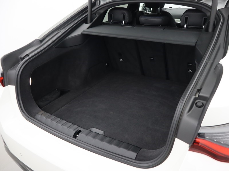 2022 (72) BMW I4 250kW eDrive40 M Sport 83.9kWh 5dr Auto 5728484