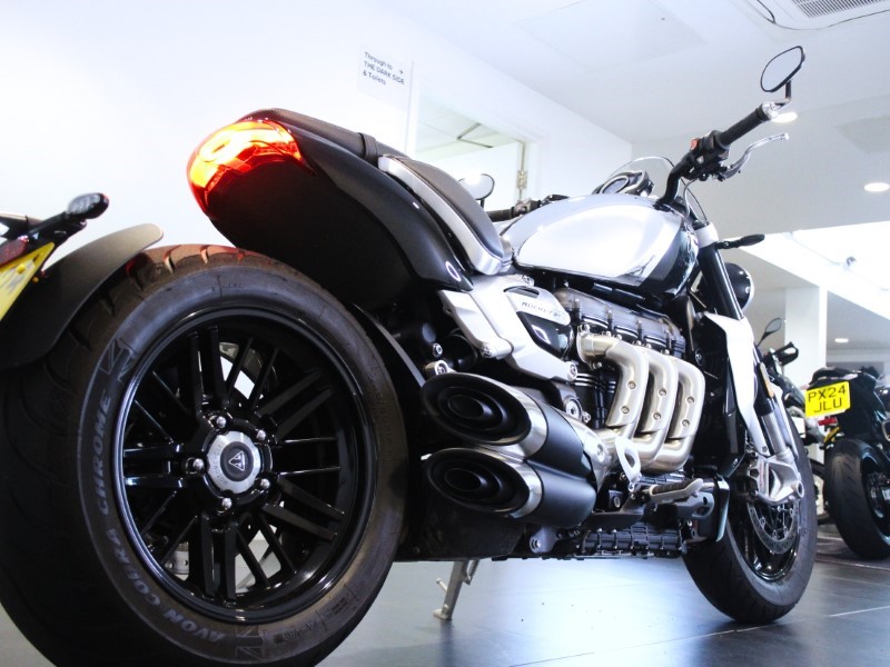 2024 (24) Triumph Rocket 3 R Chrome 3569578