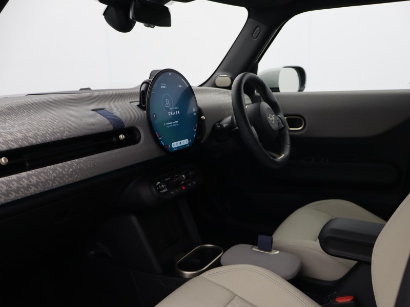 2025 (25) MINI COOPER 1.5 C Exclusive 5dr Auto 5706666