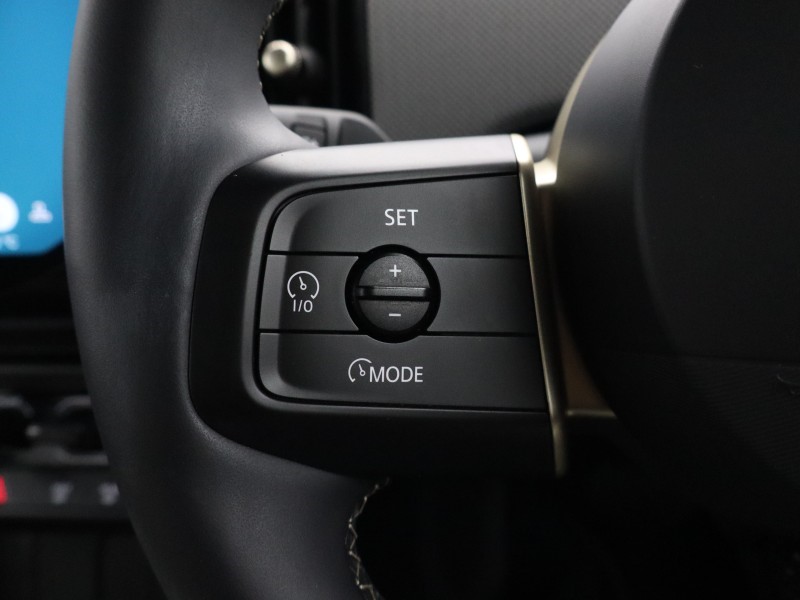 2025 (25) MINI COOPER 1.5 C Exclusive 5dr Auto 5706698