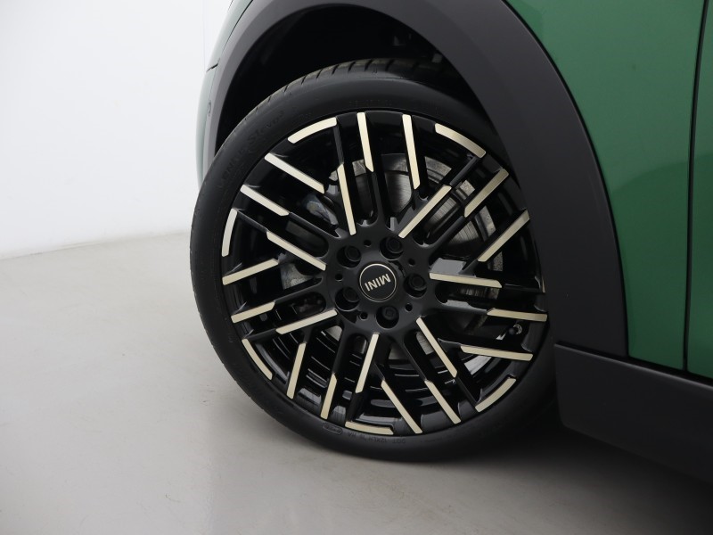 2025 (25) MINI COOPER 1.5 C Exclusive 5dr Auto 5706710