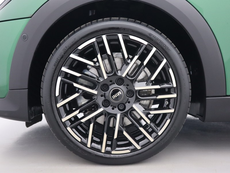 2025 (25) MINI COOPER 1.5 C Exclusive 5dr Auto 5706667