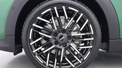 2025 (25) MINI COOPER 1.5 C Exclusive 5dr Auto 5706667